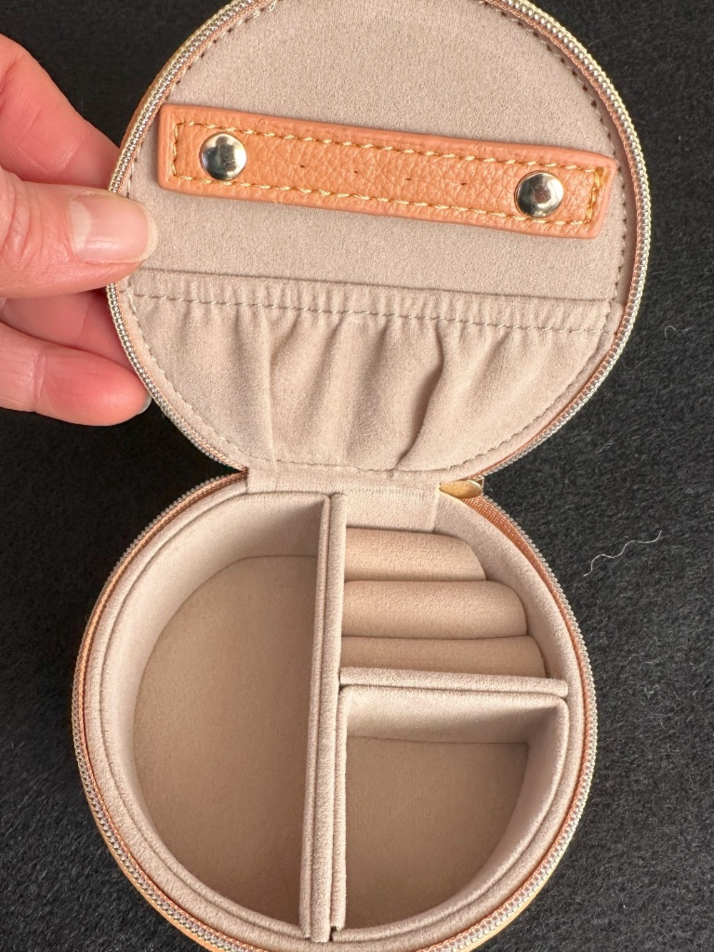 Louenhide Sisco Vegan Leather travel jewelry box